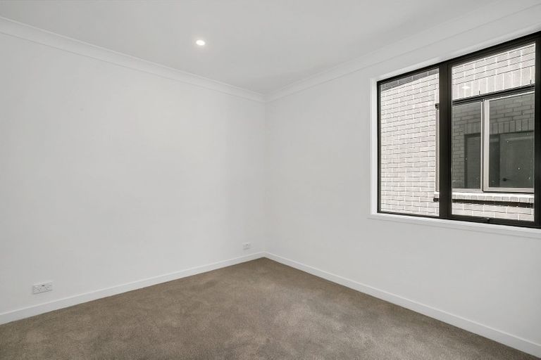 Photo of property in 27c O'meara Street, Swanson, Auckland, 0614