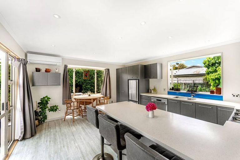 Photo of property in 68c Condell Avenue, Papanui, Christchurch, 8053