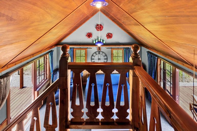 Photo of property in 145 Te Mahoe Road, Mokau, 4376