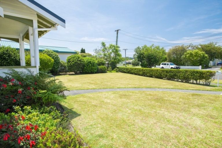 Photo of property in 195 Cobden Street, Gisborne, 4010