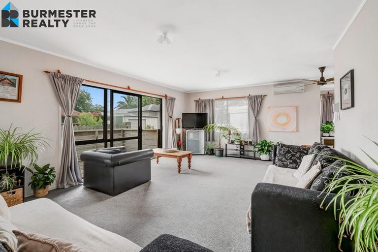 Photo of property in 1/140 Parkhurst Road, Parakai, 0830