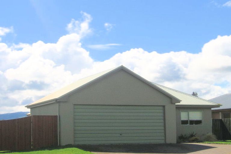 Photo of property in 21 Duggan Drive, Owhata, Rotorua, 3010