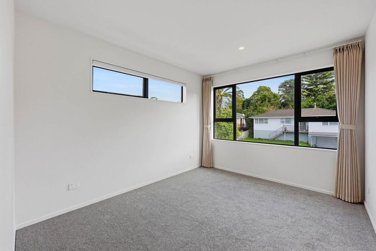 Photo of property in 71 Salamanca Road, Sunnynook, Auckland, 0620