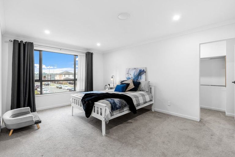Photo of property in 25 Lime Hill Rise, Flat Bush, Auckland, 2019