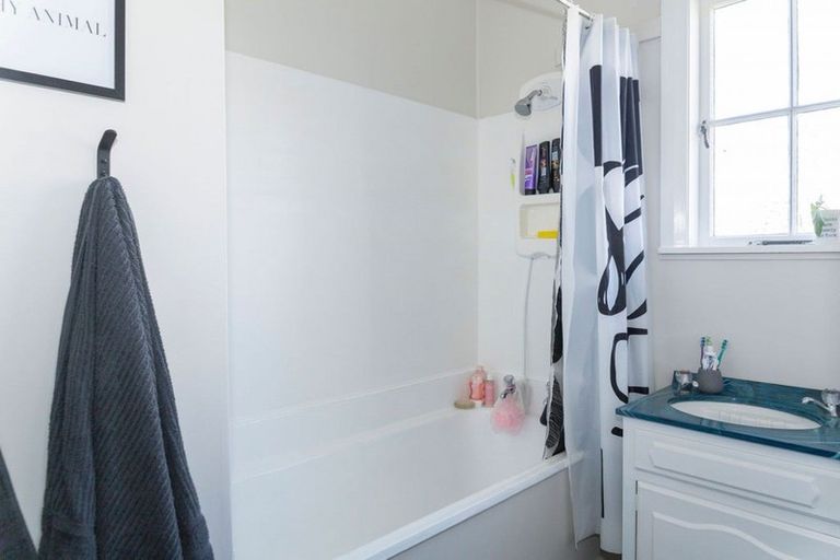 Photo of property in 17 Claudius Street, Dannevirke, 4930