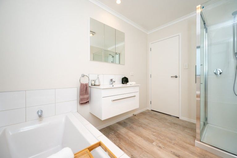 Photo of property in 51 Margaret Avenue, Havelock North, 4130