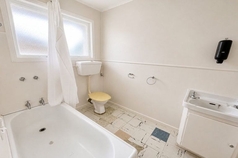 Photo of property in 3/100 Coronation Road, Papatoetoe, Auckland, 2025