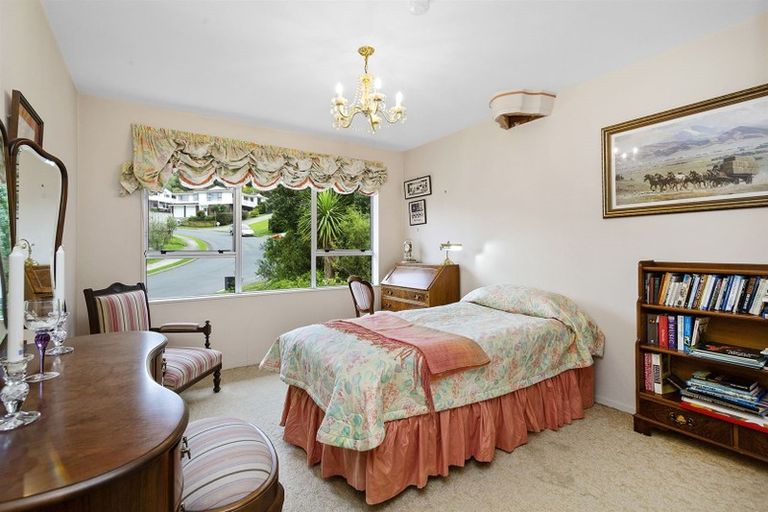 Photo of property in 8 Saint Aidans Way, Tawa, Wellington, 5028