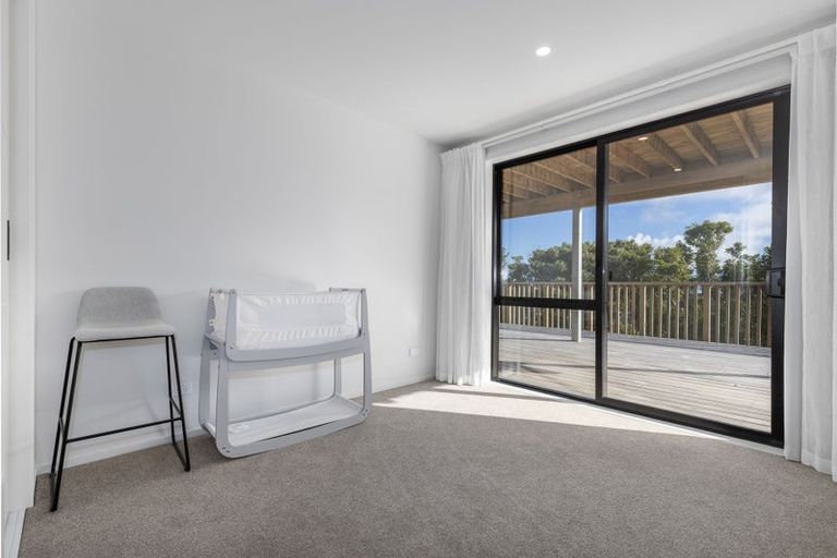 Photo of property in 94 Kotare Street, Waikanae, 5036