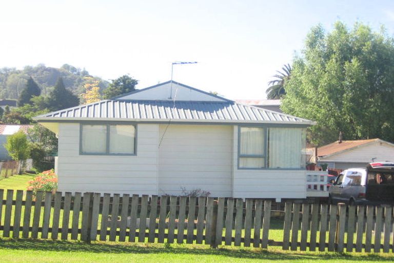 Photo of property in 28 Edward Street, Te Kuiti, 3910