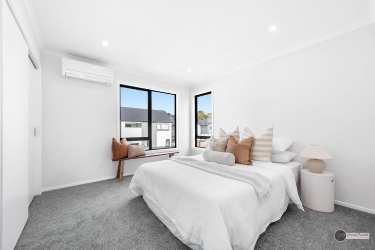 Photo of property in 16 Orongomai Street, Wallaceville, Upper Hutt, 5018