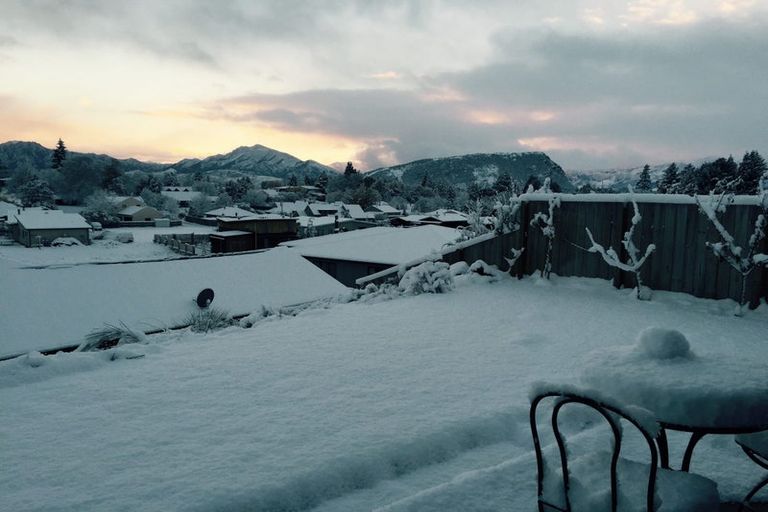 Photo of property in 60 West Meadows Drive, Wanaka, 9305