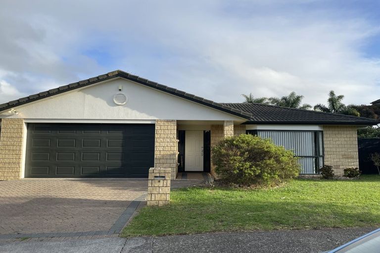 Photo of property in 6 Franshell Crescent, East Tamaki, Auckland, 2013