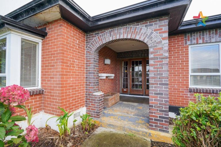 Photo of property in 426 Tay Street, Turnbull Thomson Park, Invercargill, 9810