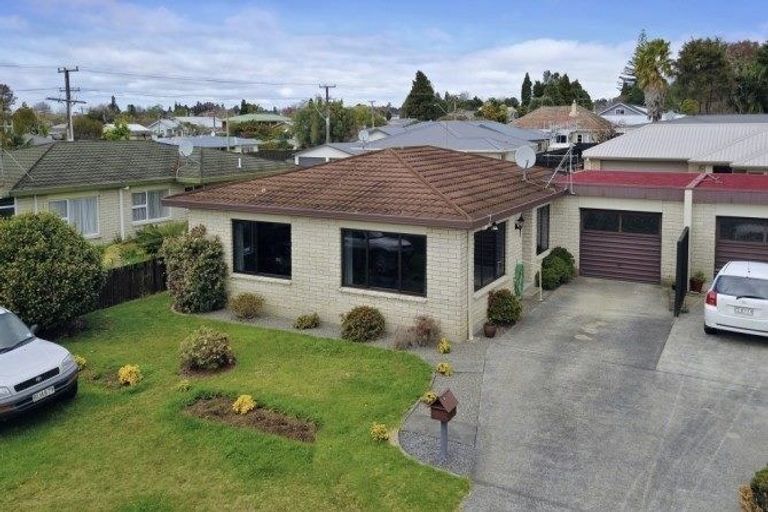 Photo of property in 2a Princess Street, Te Puke, 3119
