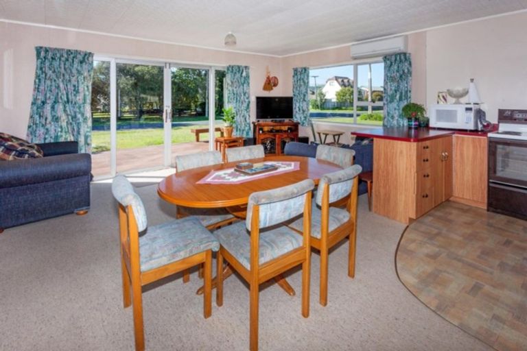 Photo of property in 60 Captain Cook Road, Cooks Beach, Whitianga, 3591