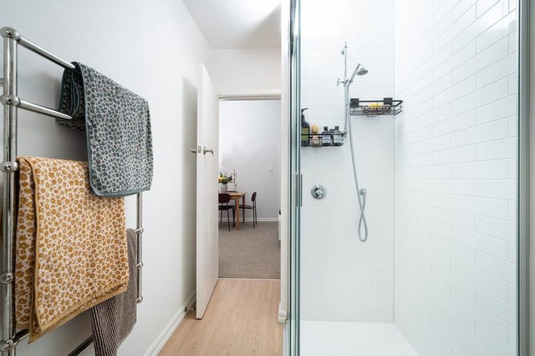 Photo of property in 15 Duppa Street, Berhampore, Wellington, 6023