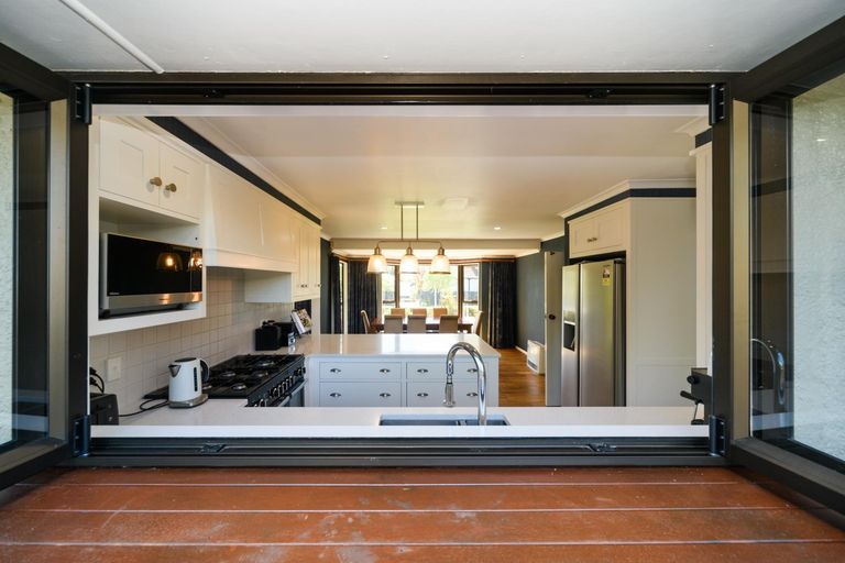 Photo of property in 40 Lincoln Terrace, Hokowhitu, Palmerston North, 4410