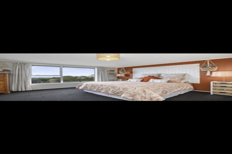 Photo of property in 15 Green Island Bush Road, Blackhead, Dunedin, 9076