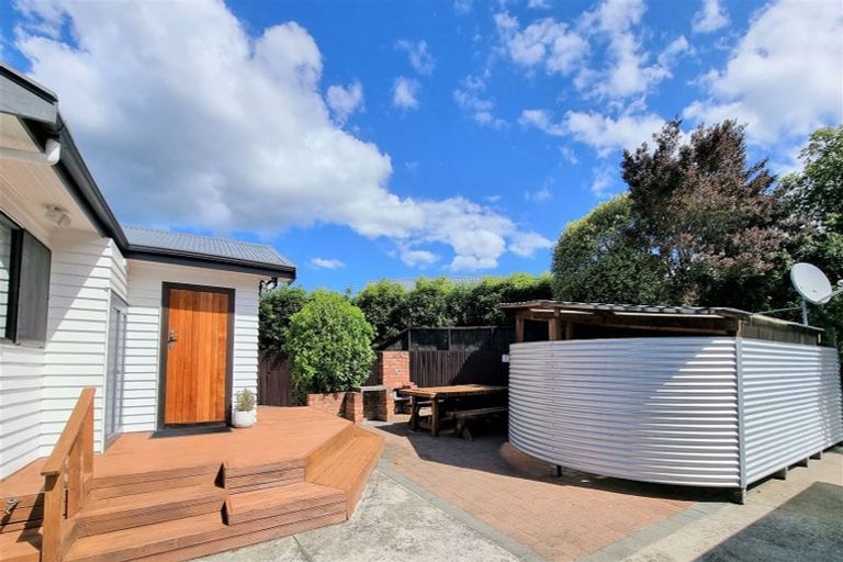 Photo of property in 21 Oxford Street, Picton, 7220