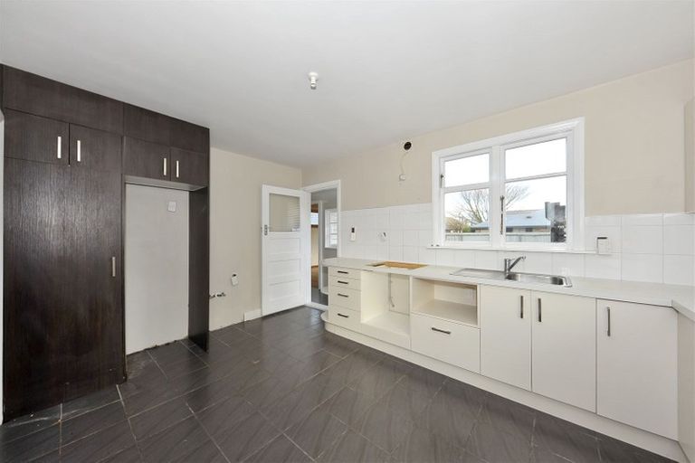 Photo of property in 147 Langdons Road, Northcote, Christchurch, 8052