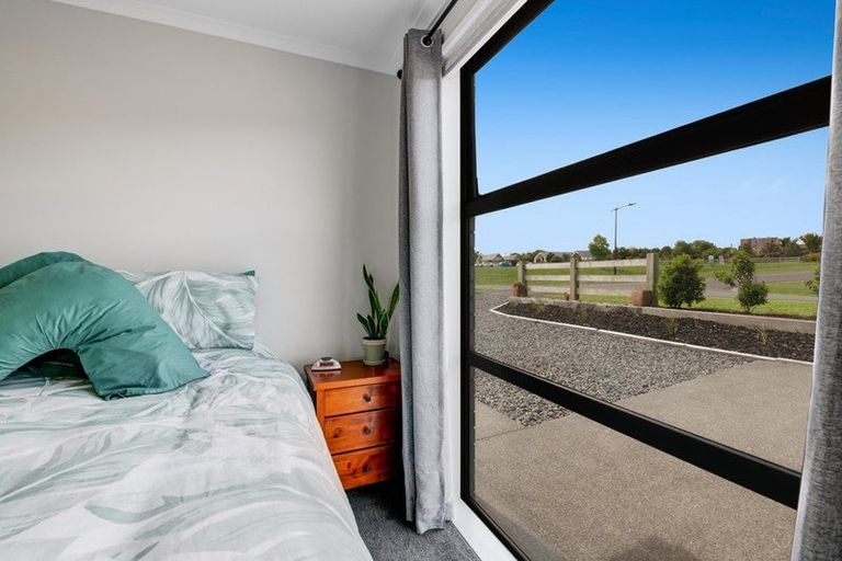 Photo of property in 22 Awatiro Drive, Kaukapakapa, 0871
