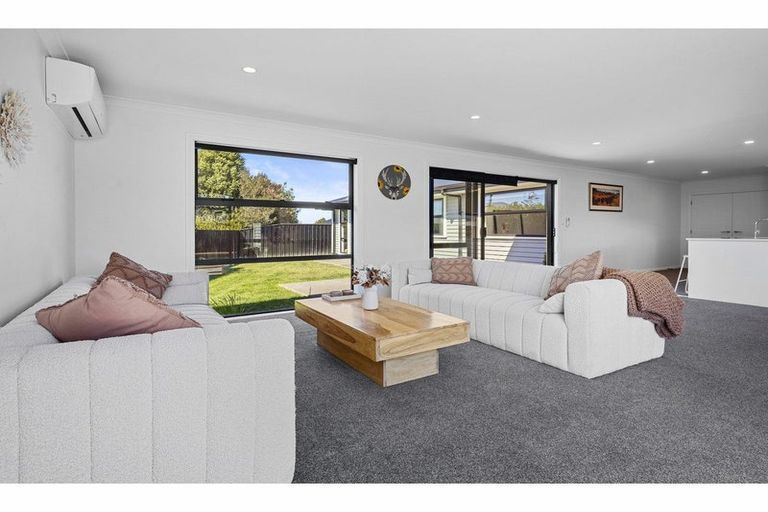 Photo of property in 7 Clonbunny Close, Rolleston, 7614