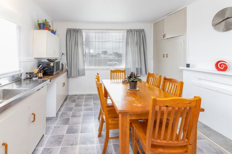 Photo of property in 39 Rowan Avenue, Aranui, Christchurch, 8061