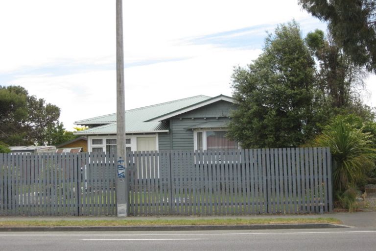 Photo of property in 1/573 Ferry Road, Woolston, Christchurch, 8023