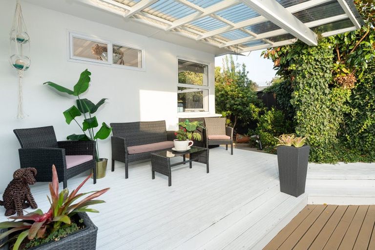 Photo of property in 1 Sharyn Place, Brookfield, Tauranga, 3110