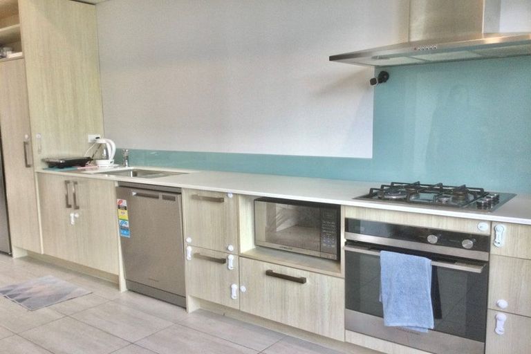 Photo of property in 34 Ceramic Lane, New Lynn, Auckland, 0600