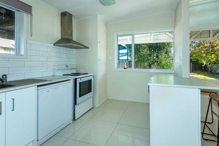 Photo of property in 15 Bronwyn Street, Mairehau, Christchurch, 8052