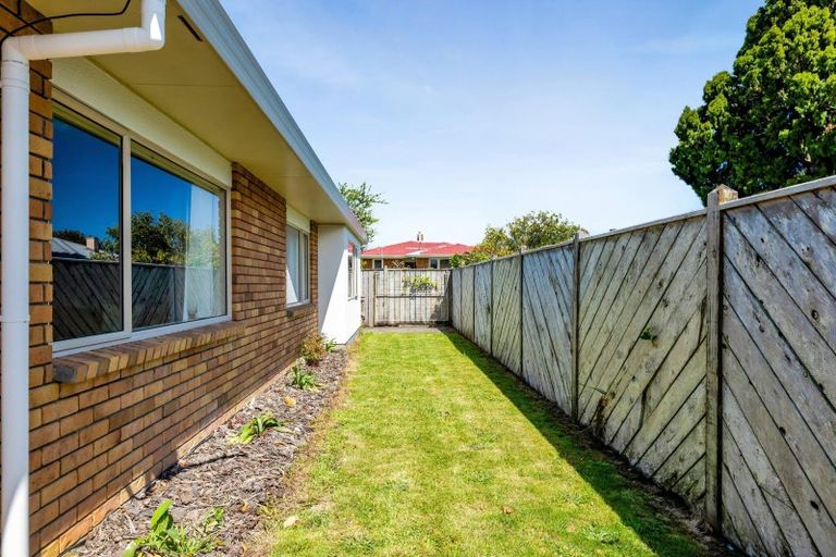 Photo of property in 301 Huatoki Street, Upper Vogeltown, New Plymouth, 4310