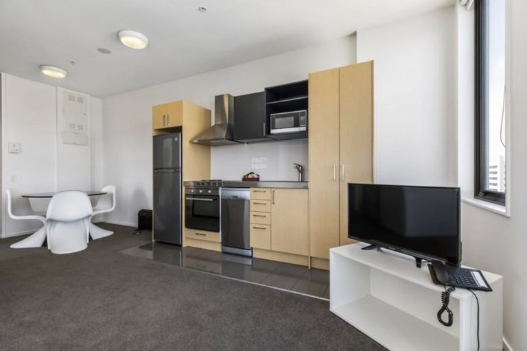 Photo of property in Twin Towers, 1007/17 Putney Way, Manukau, Auckland, 2104