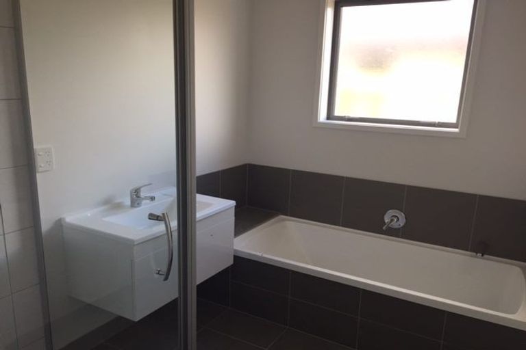 Photo of property in 17 Lamborn Drive, Papakura, 2110