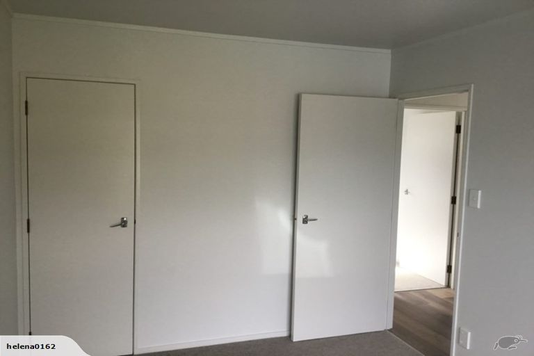 Photo of property in 1/36 Blacklock Avenue, Henderson, Auckland, 0612