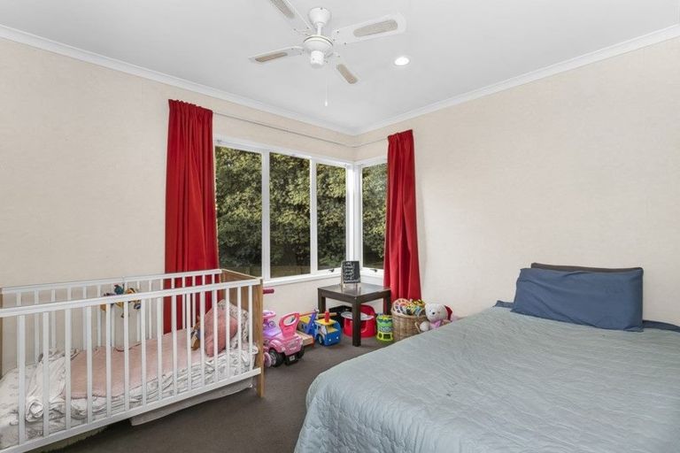 Photo of property in 5 Magic Way, Randwick Park, Auckland, 2105