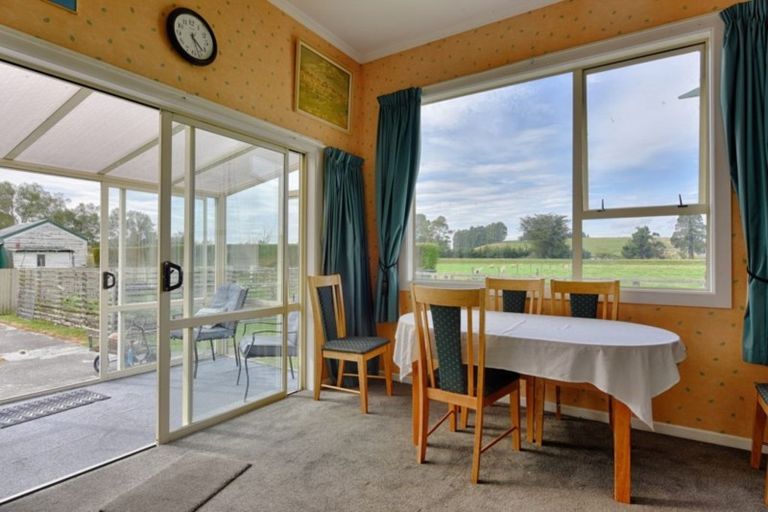 Photo of property in 27 Old Coach Road, Mataura, Gore, 9772