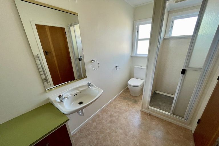 Photo of property in 78 Tauhinu Road, Miramar, Wellington, 6022