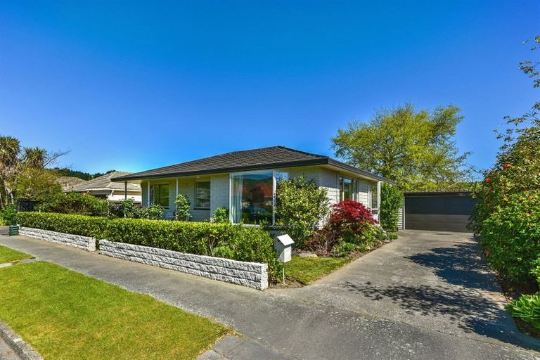 Photo of property in 2 Opihi Street, Cracroft, Christchurch, 8025