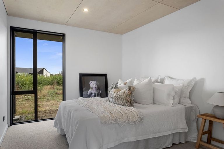 Photo of property in 82 Queens Avenue, Waikuku Beach, 7402