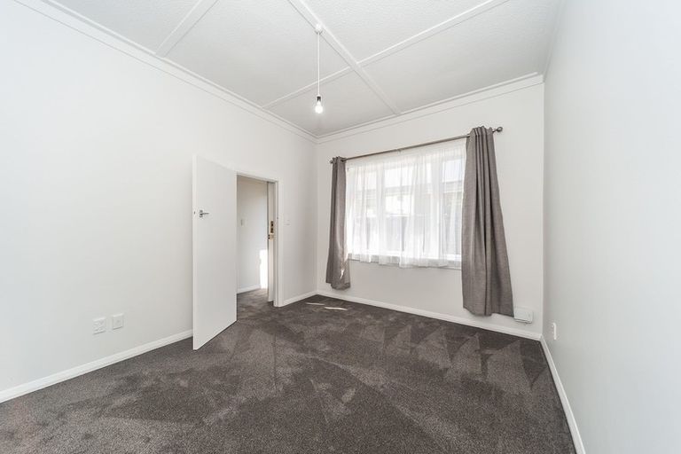 Photo of property in 299 Mansfield Street, Newtown, Wellington, 6021