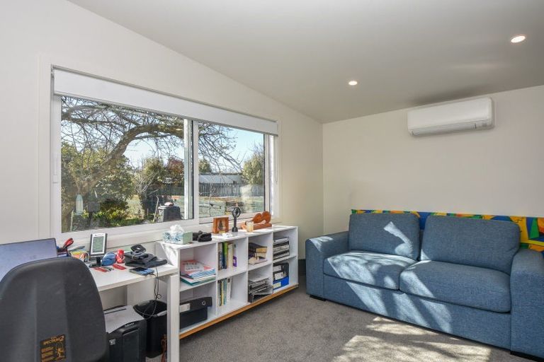 Photo of property in 28 Frederick Street, Carterton, 5713