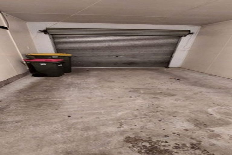 Photo of property in 2/100 Cargill Street, Papakura, 2110