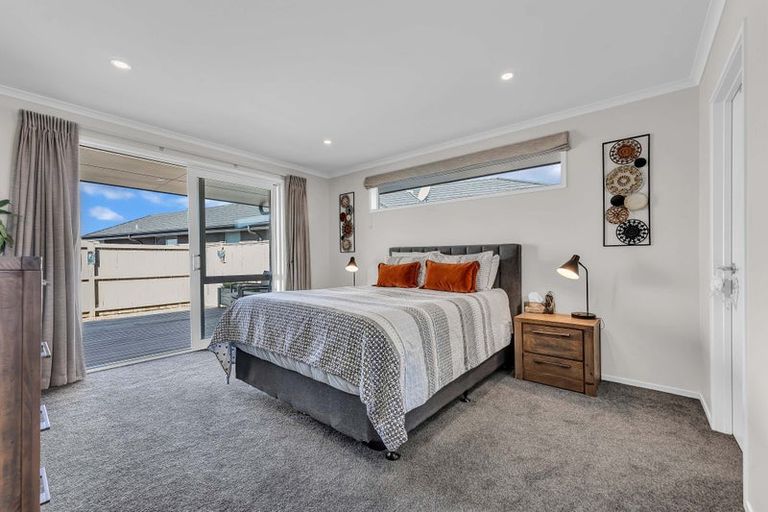 Photo of property in 9 Mutetai Road, Clarks Beach, 2122