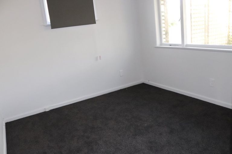 Photo of property in 579 East Coast Road, Browns Bay, Auckland, 0630