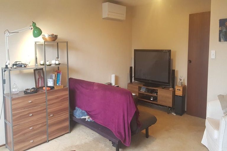 Photo of property in 1/29 Sumnervale Drive, Sumner, Christchurch, 8081