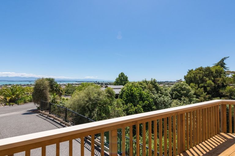 Photo of property in 17 Clairmont Heights, Stoke, Nelson, 7011