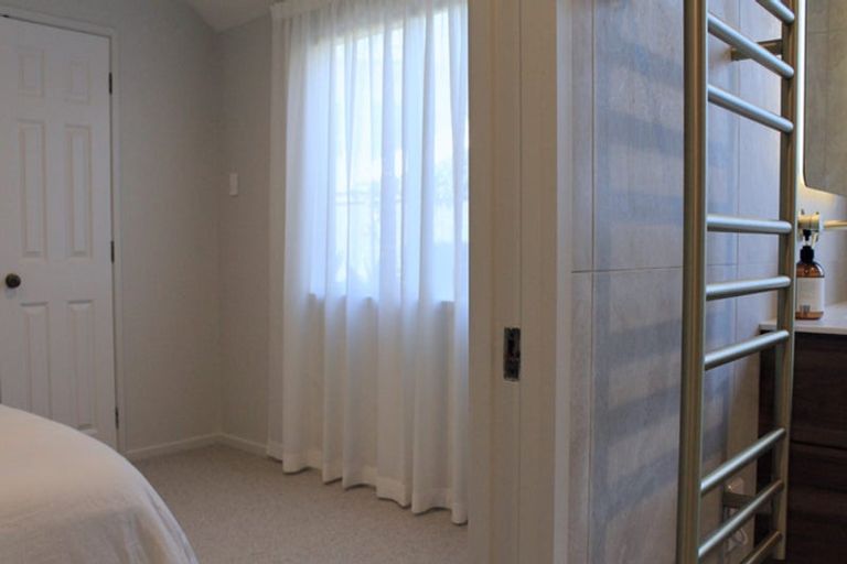 Photo of property in 127 Pah Road, Cockle Bay, Auckland, 2014