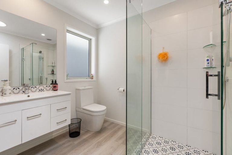 Photo of property in 14 Nukuroa Close, Waitara, 4320